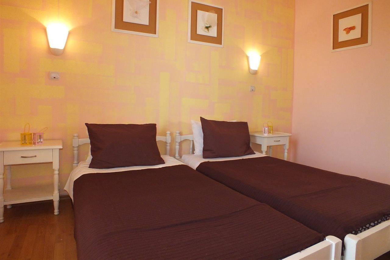 Firefly Hotel Moraḯtika Buitenkant foto